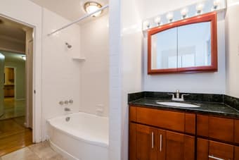 Huge home, big rooms, short lease, and fun housemates! 3