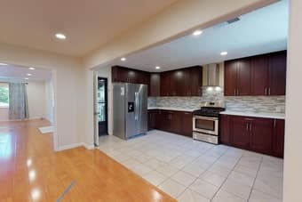Room for rent in beautiful house :) 3