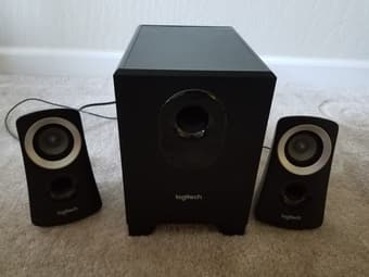Logitech Z313 Speaker System with subwoofer 1