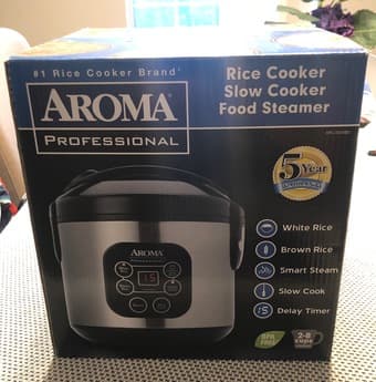 Aroma Rice Cooker (great condition, original package) 1