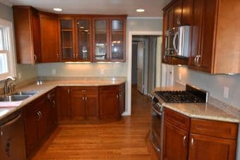 Private room sublet available Sept 1-22, 12 min bike ride from campus 1