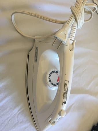 steam iron 1