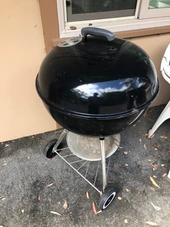 Weber kettle grill 1