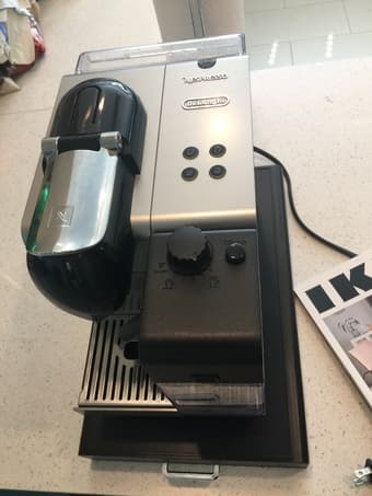Nespresso DeLonghi Lattissima Coffee machine 2