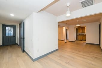 Room for rent in Mountain View home 3