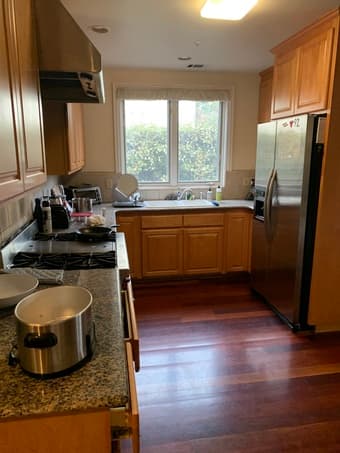 Short Term Leases (2-3 weeks) Available for September 3