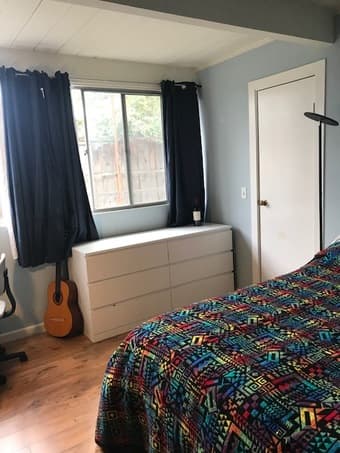 Avail 9/1 newly furn room w/priv bath in lovely large airy house 2