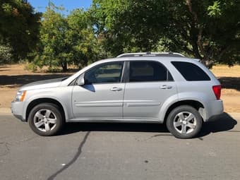 2006 Pontiac Torrent - 103k miles 2