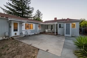 Huge home, big rooms, short lease, and fun housemates! 1