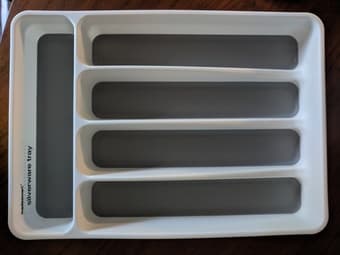 silverware tray (<1 year old) 1