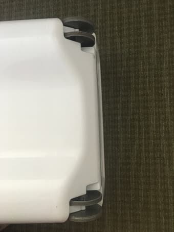 Laundry basket with wheels 3