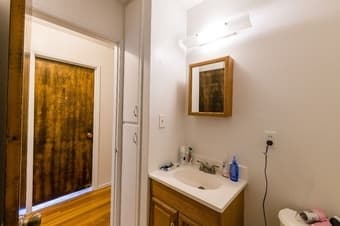 Great house in a great location. Room for rent! 3
