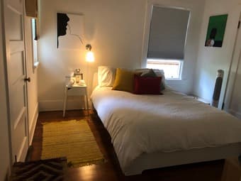 Move-in ready, fully-furnished 1bdr/1br apt in the heart of Palo Alto 1