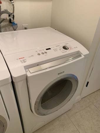 bosch washer dryer 27" like new front load high end appliance 3