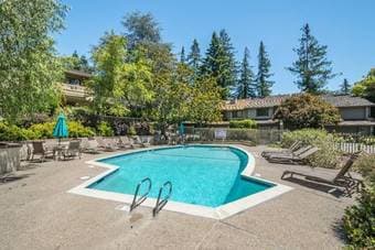 Room available in Menlo Park - $1750 per month 2