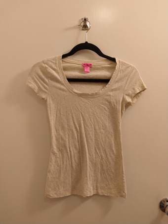 shirts (size S) 1