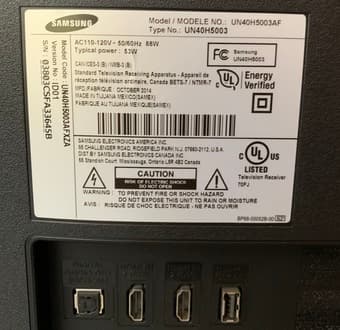 40” Samsung Flat screen LED TV (Barely used, excellent condition) 2