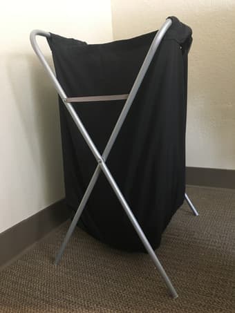 Pretty laundry hamper / bin 1