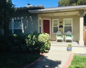3 bedroom 2 bathroom furnished house in Redwood City Oct-Jan 1