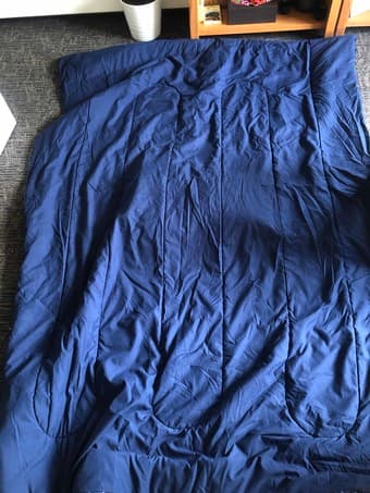Air mattres, set sheets and FREE comforter 3