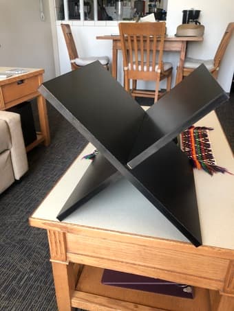 Cube Storage Shelf X $ 1