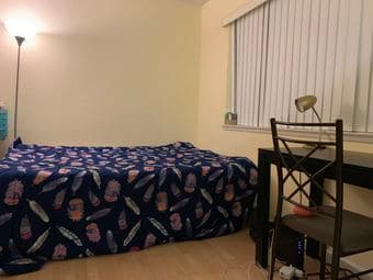 2B1B Apartment on Kendall Ave, Palo Alto available Oct 20 1