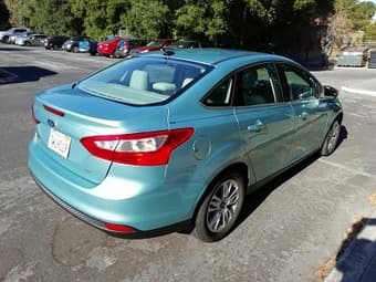 2012 ford focus sedan 3