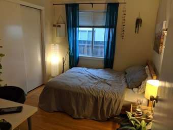 Private Bedroom and Bathroom in Friendly 3B/2B Mountain View Apartment 2