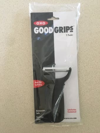 Brand New OXO Vegetable Peeler 1