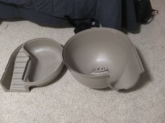 Dome cat litter box 2