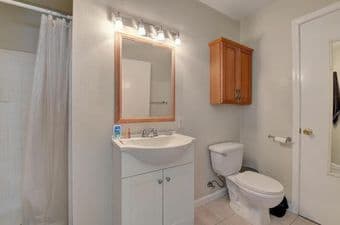Private Bedroom and Bathroom in Friendly 3B/2B Mountain View Apartment 3