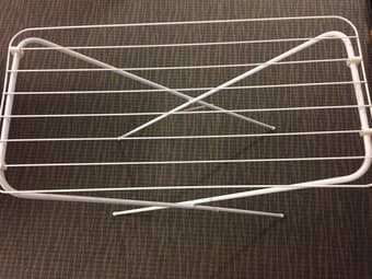 Compact Cloth drying rack 1