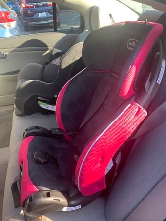 Children car seats 1