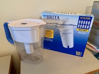 Brita Water Pitcher and 7 Filters 1