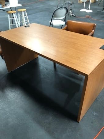 Stanford startup selling office furniture - wooden desk 2