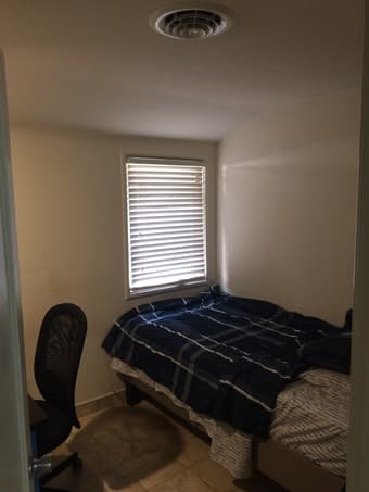 Subletting private bedroom room close to Stanford Dec. 10 - Jan. 13 1