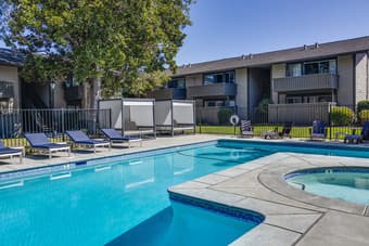 1B1B in a 2b2b at Mountain View for rent, some free furniture Nov 7 3