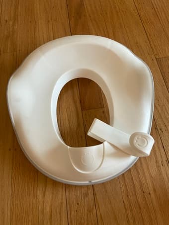 Ubbi toilet trainer 1