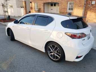 Lexus CT200H F-Sport - 2016 - Great Condition 2