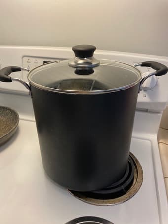 Selling T-fal stockpot, Tower Fan, Organizer rack 1