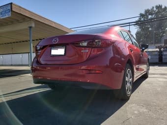 Mazda 3 iSport (2015) Sedan 2.0L (26k miles) - for sale 3