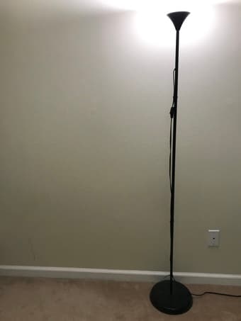 Dell Monitor 24 inch/desk/floor lamp/jump starter 3