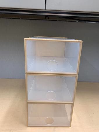 Moving Sale - Fan, Monitor, Scented Candles, Plastic Containers 3