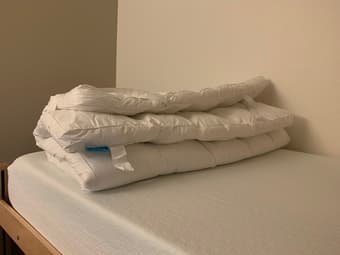Ultra Plush 3 Inch Down Alternative Mattress Topper, Full XL 2