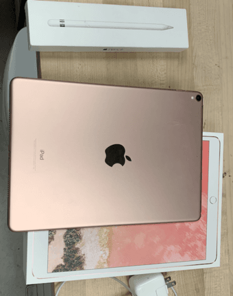 iPAD Pro 2ND Generation, 64GB, Wifi, 10.5in, Rose Gold+pencil 2