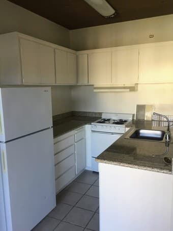 Spacious 2BR/1BA near downtown Mountain View - Available Dec 1 2