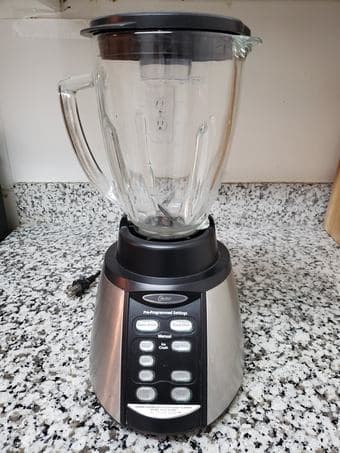 Crush Blender (6-Cup) - perfect for smoothies! 1