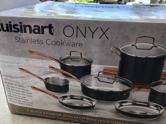 Cusinart two tone cookware 1