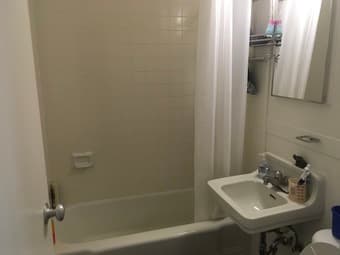 Sublet during christmas and new years. 3