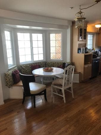 Sunny Room w/ Tall Ceilings @ Techie / Entrepreneur Incubator House 1
